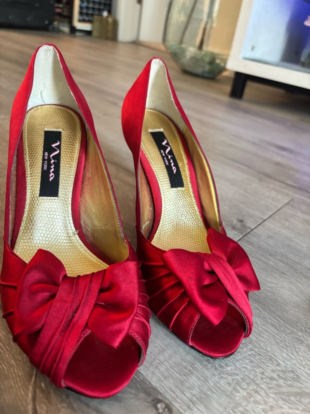 Red heels - Picture 3 of 5